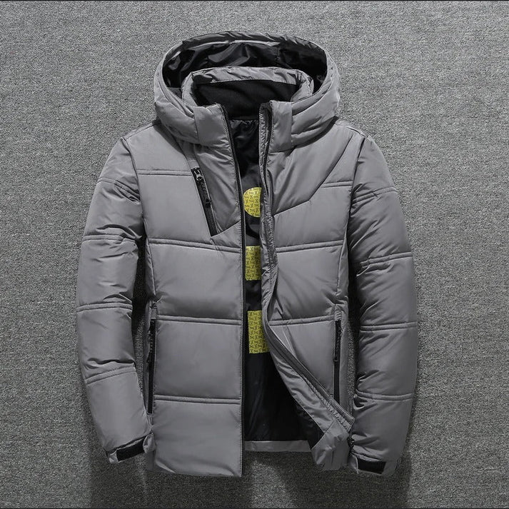 Warme wasserdichte winterjacke mit kapuze für herren | ideal für den winter 3