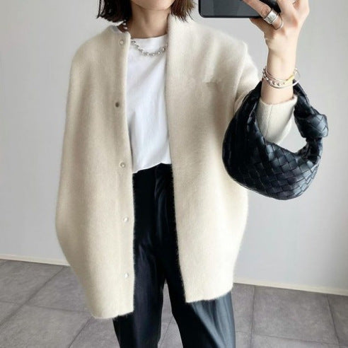 Alora | Elegante und stilvolle Strickjacke 3