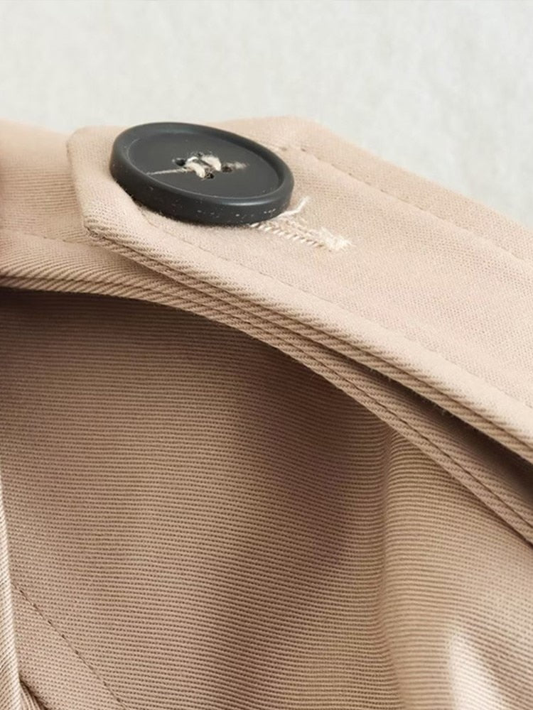 Beige Cropped Trenchcoat 3
