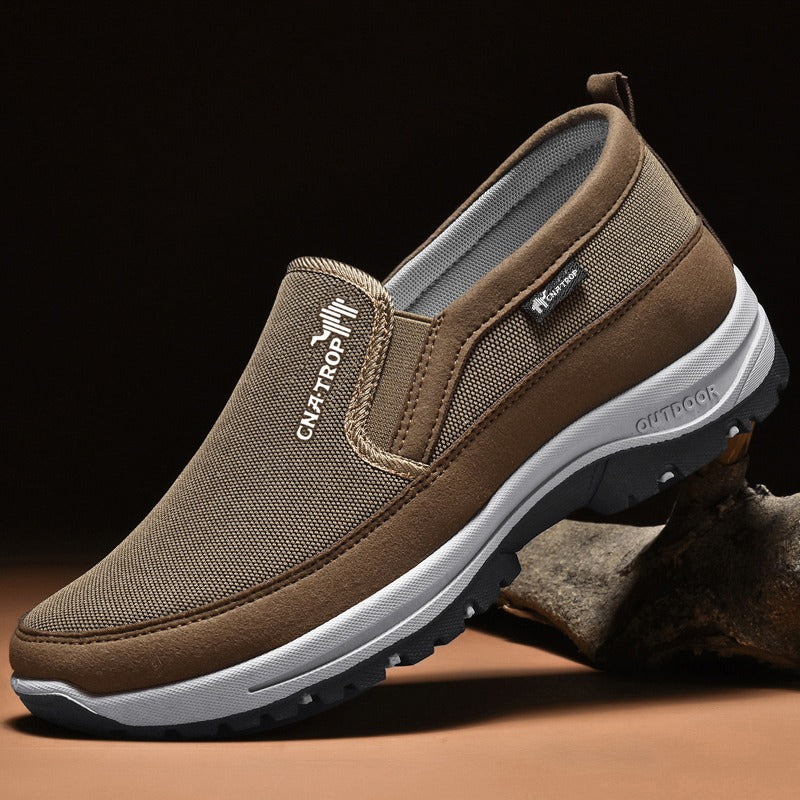Bequeme Herren Outdoor-Slipper – Rutschfeste Freizeitschuhe für Wandern & Alltag 4