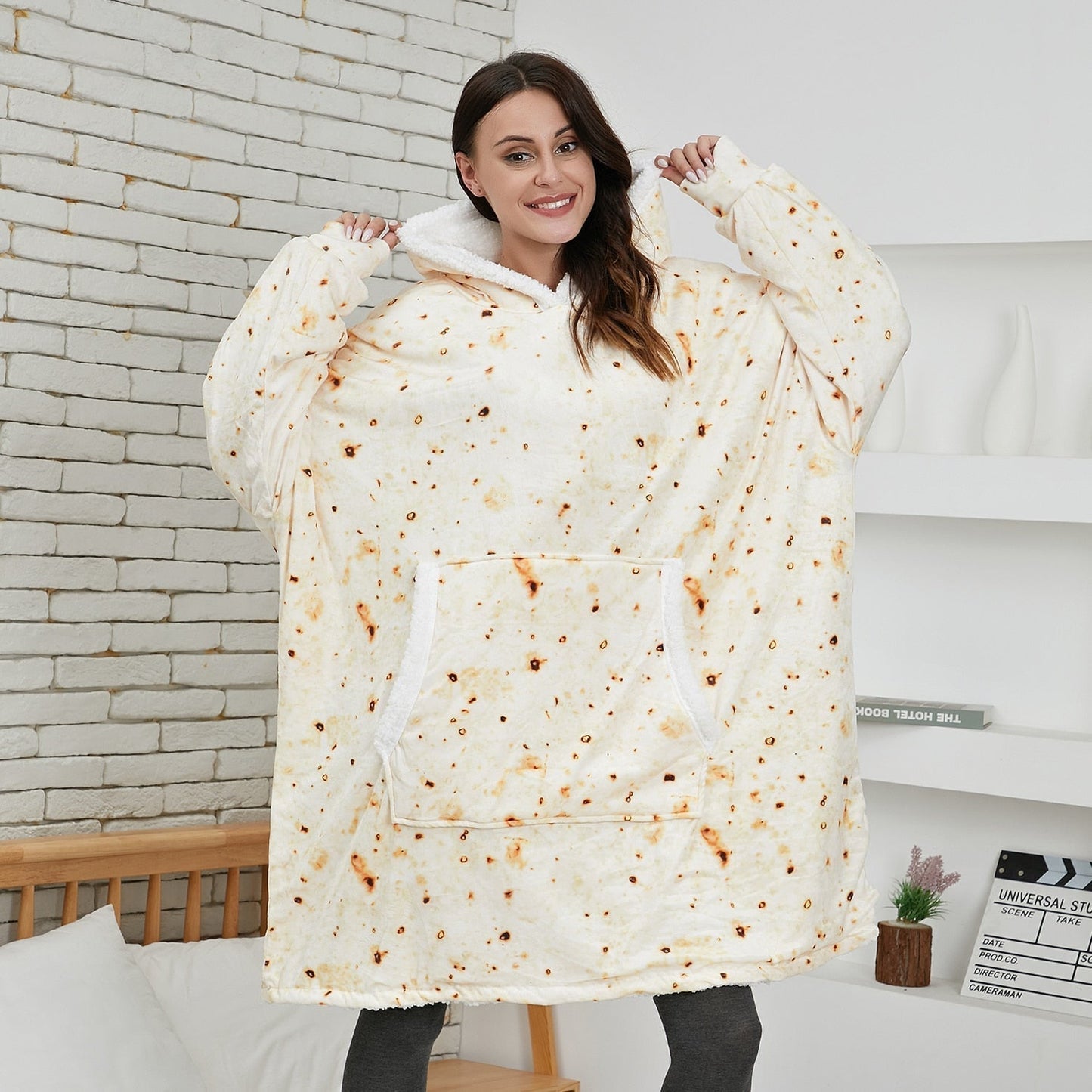 Caryn - Köstliche Kombination aus weichem Hoodie und kuscheliger Decke in einem! 22