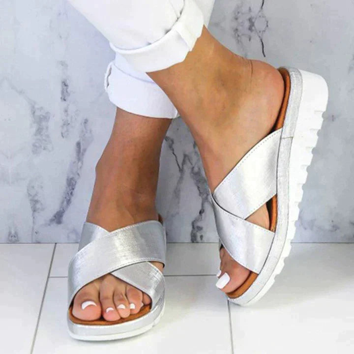 CloudWalk Luxe: Die zukunftsweisenden Ortho-Sandalen für ultimativen Komfort und Stil 2