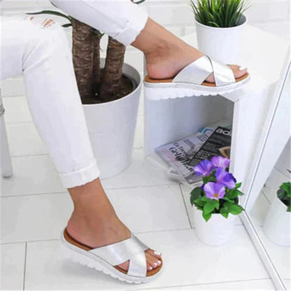 CloudWalk Luxe: Die zukunftsweisenden Ortho-Sandalen für ultimativen Komfort und Stil 3