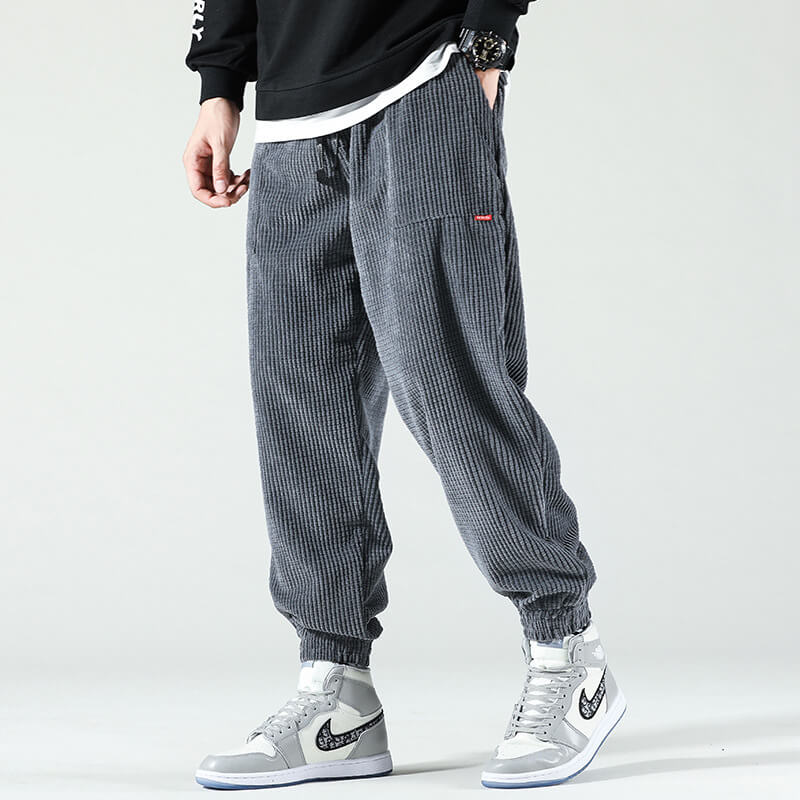 Colin | Die stylische und einzigartige Hose aus Cord 1