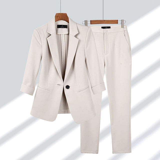 Eleganter Damen Blazer – Taillierter Schnitt mit 3/4-Ärmeln & Ein-Knopf-Verschluss 3