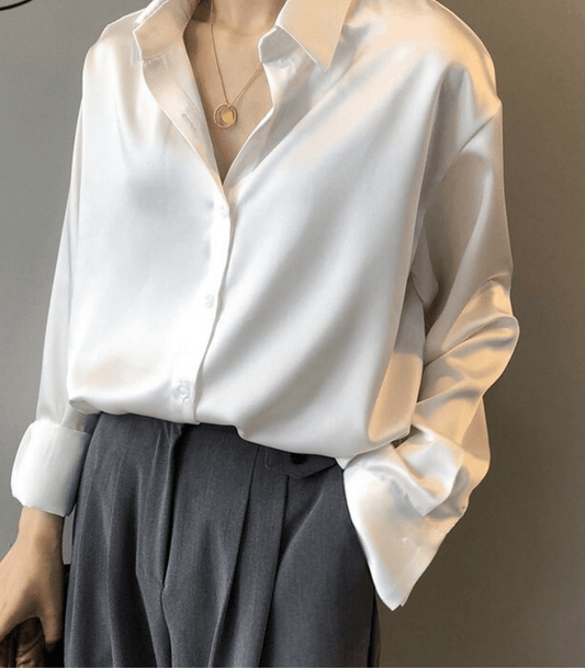Geknöpfte Satin-Seidenbluse 1
