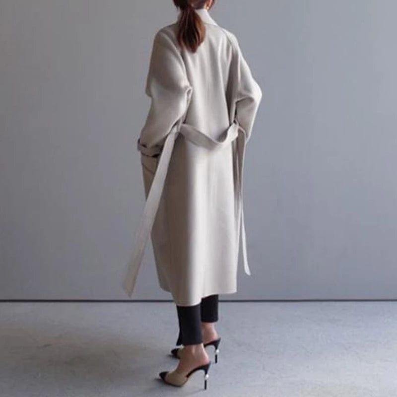 ISABELLE | Langer Wollmantel 3