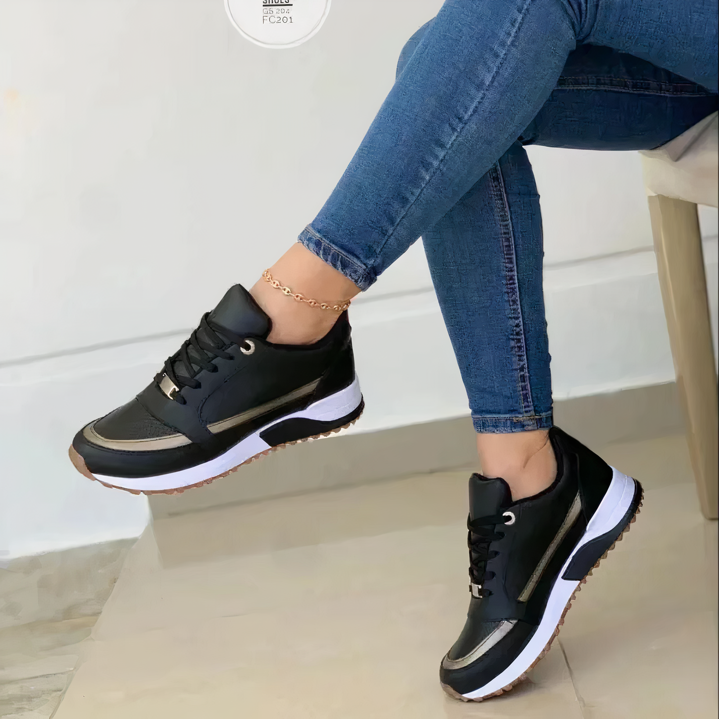 Khloe | Elegante orthopädische Turnschuhe 0