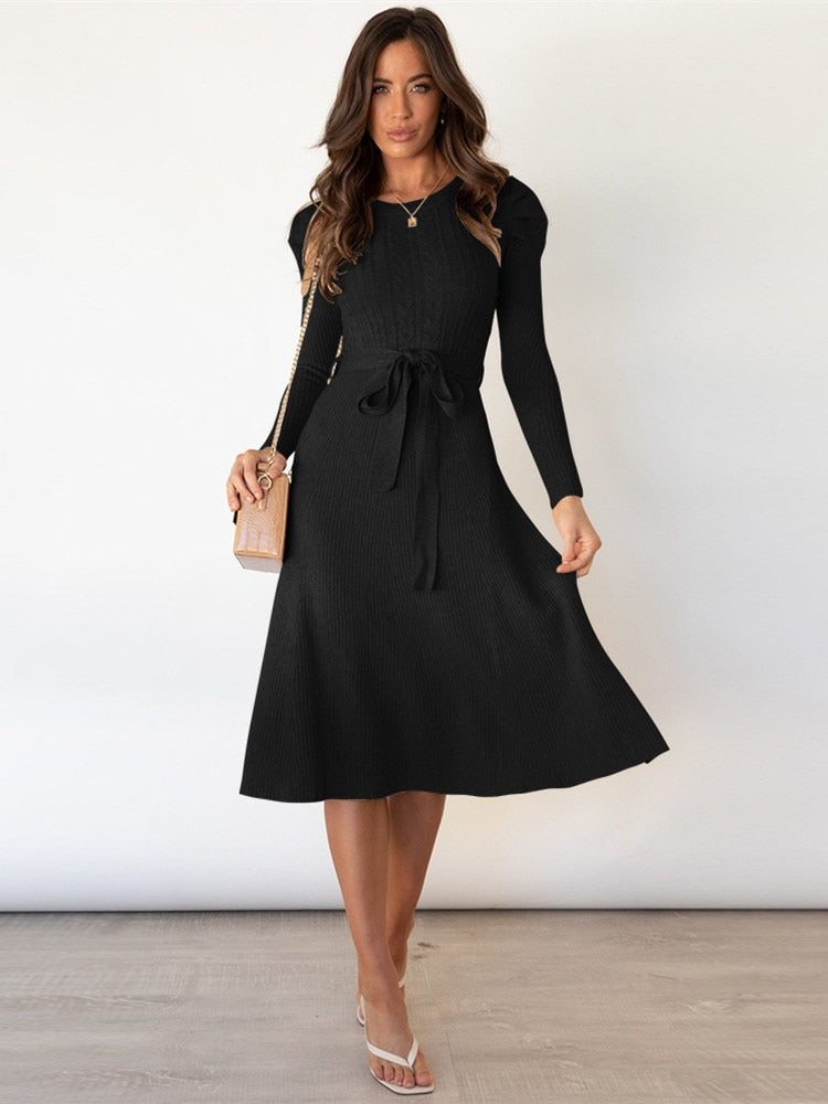 Knitted langärmeliges Kleid 1
