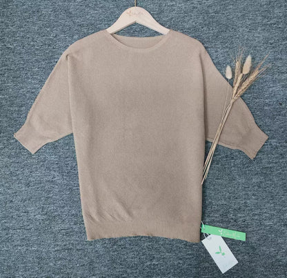 Lucile - Goldfarbener einfarbiger Pullover mit Rundhalsausschnitt 4