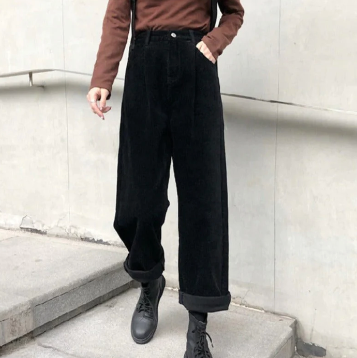 MALIA - Lässige Freizeithose aus Cord 0