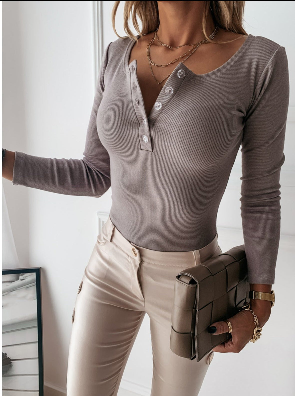 Roxanne Carin Geripptes Henley Tee 3