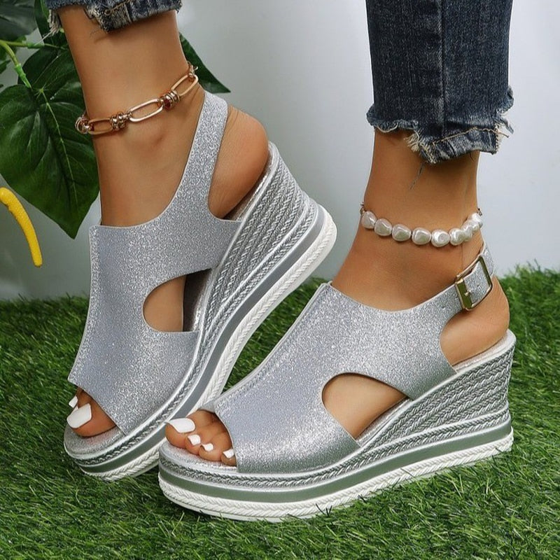 Sandalen mit Keilabsatz 0