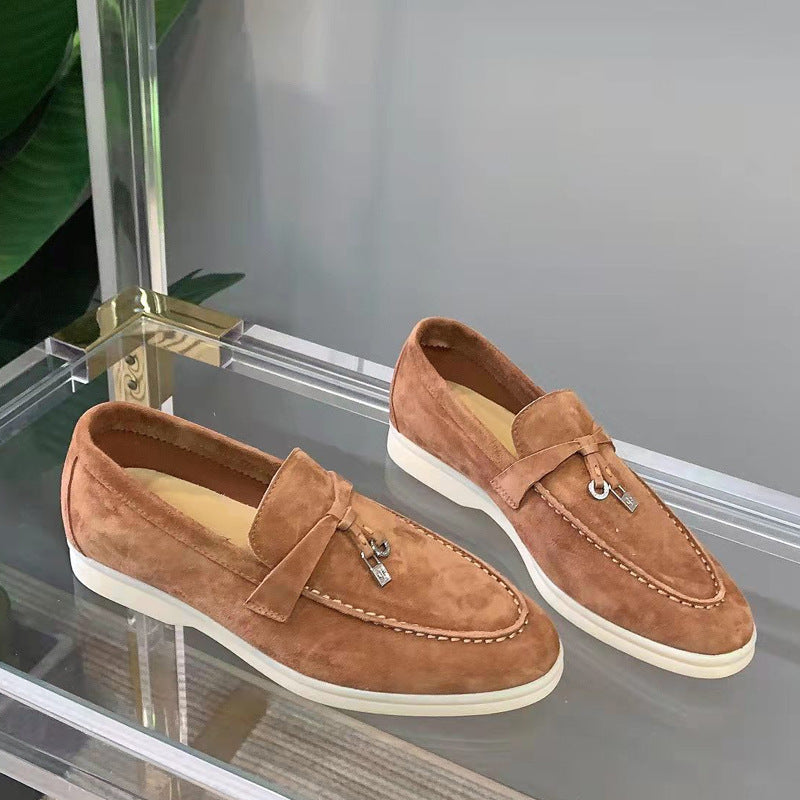Sara Suede Loafers | Ein klassisches und schickes Design, das sicher die Aufmerksamkeit auf sich zieht 6